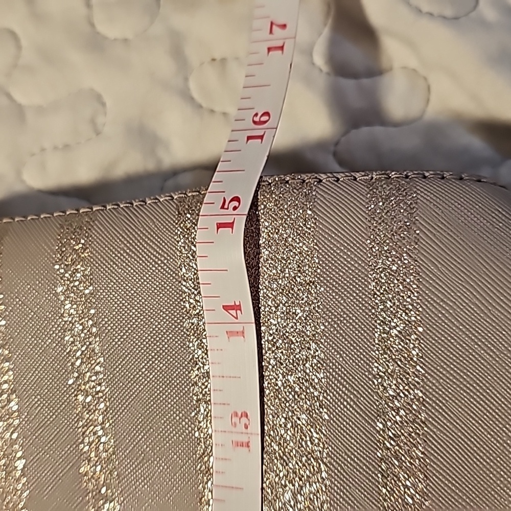Kate Spade purse - Picture 2 of 6